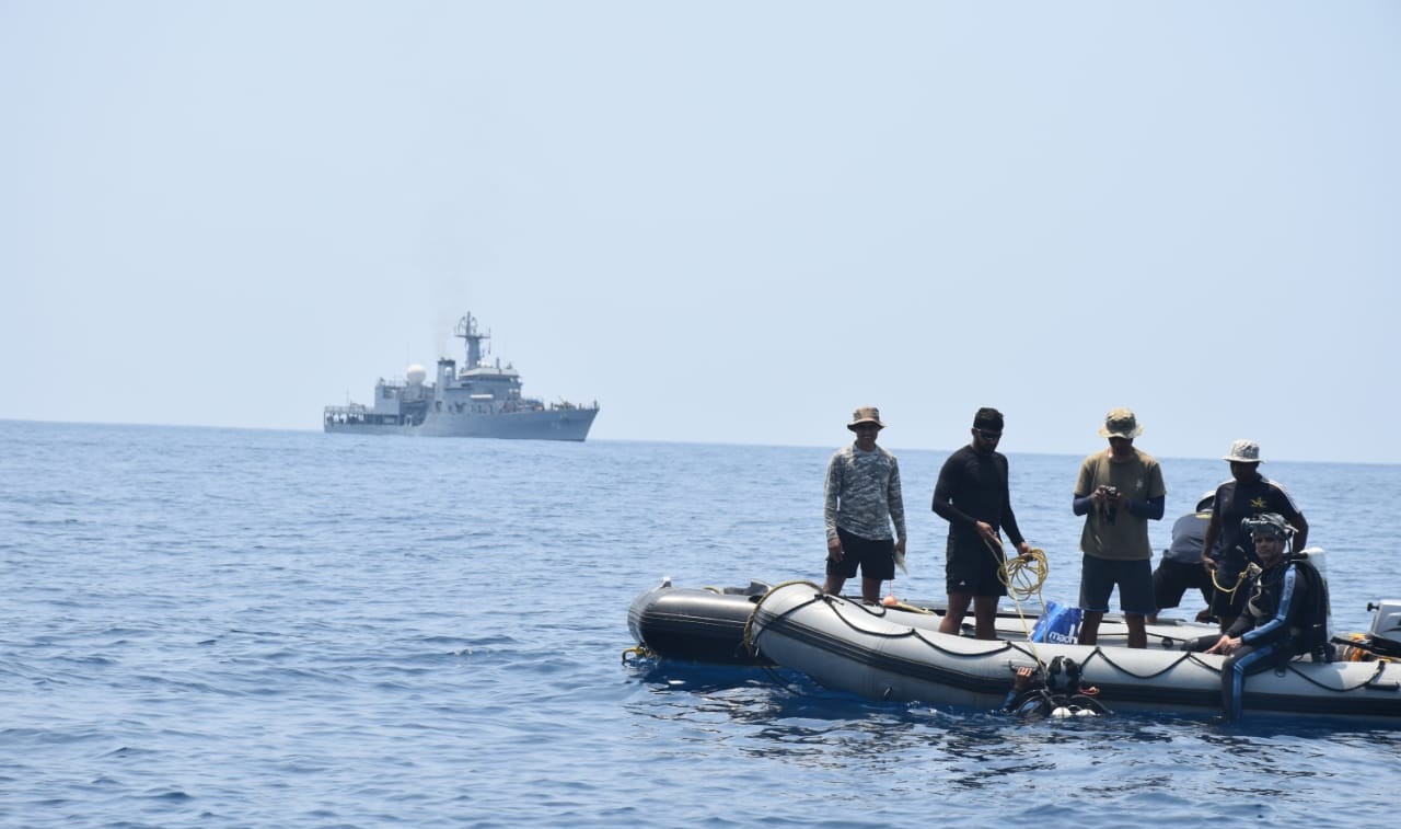 Navy finding fisherman