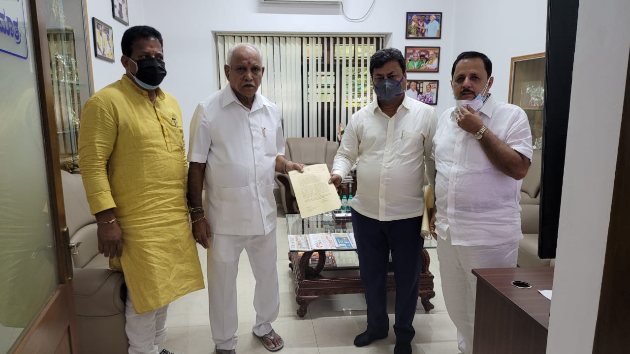 Renukacharya favouring to Farmer's lockdown timing should be changed asked to cm