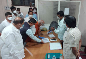mp gm siddeshwar visit war room garudavoice news