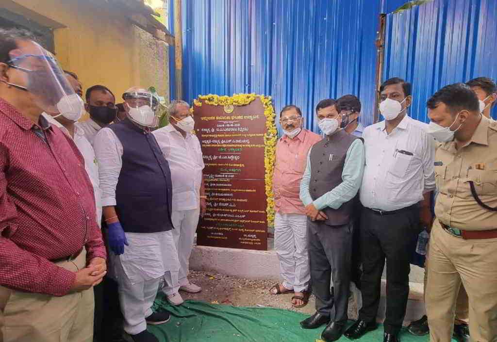 Davanagere_jagaluru_government_hospital_oxygen_production_unit_garudavoice[1]