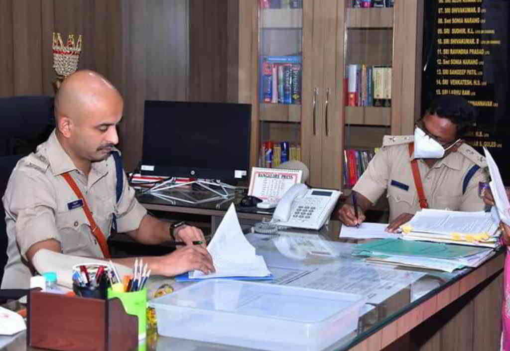 Davanagere new sp cb ryshyanth taken charge