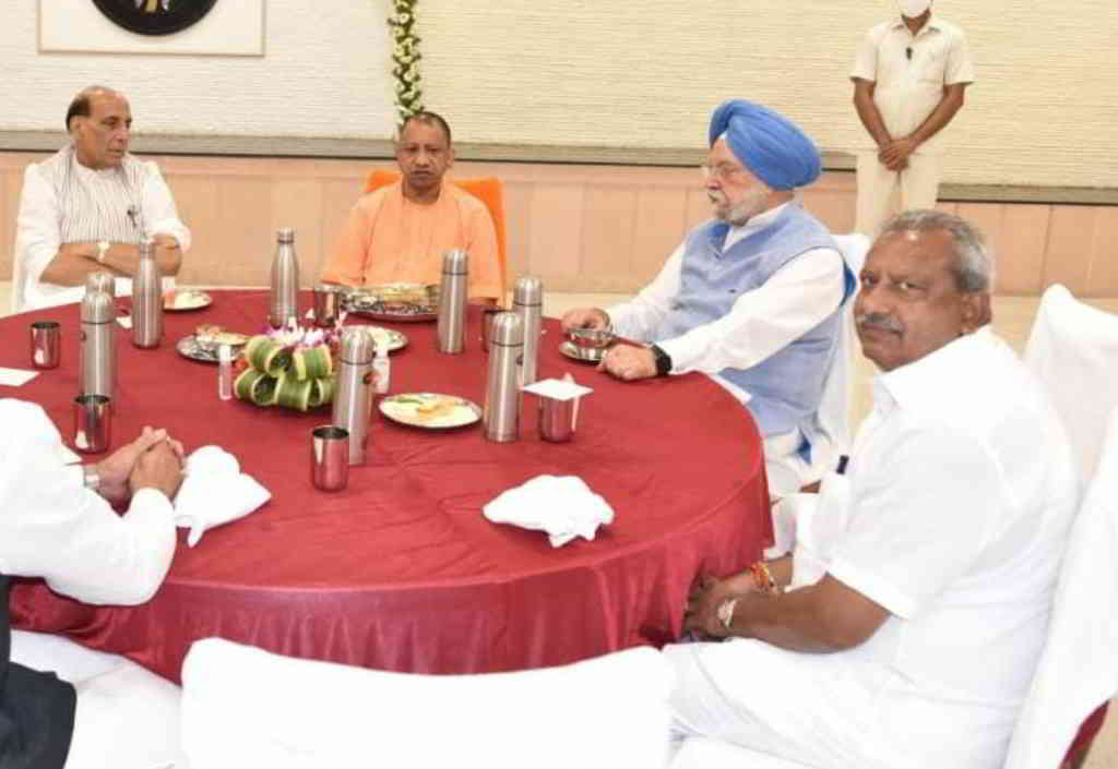 minister byrathi basavaraj meets with central minister