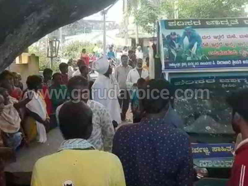 salumarada veerachari suicide photo