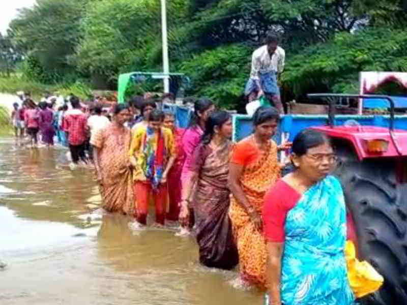rain lashes lakes kodi problems faced by villagers