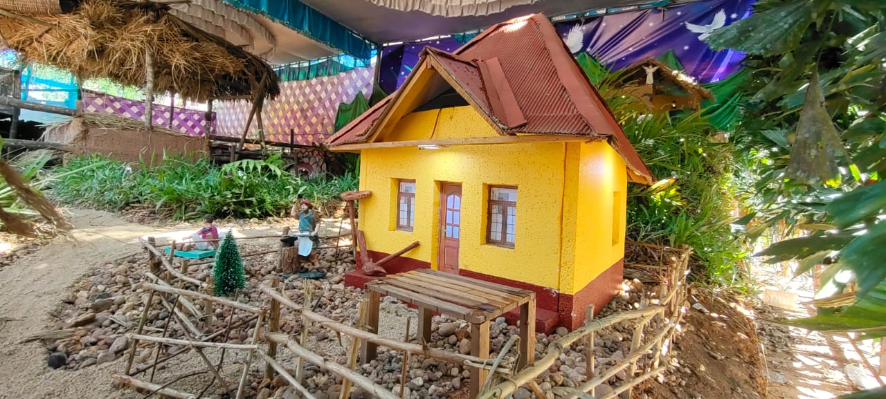 Festival of Friendship: Construction of 'Godali' by Hindu-Muslim youth for Christian festival..