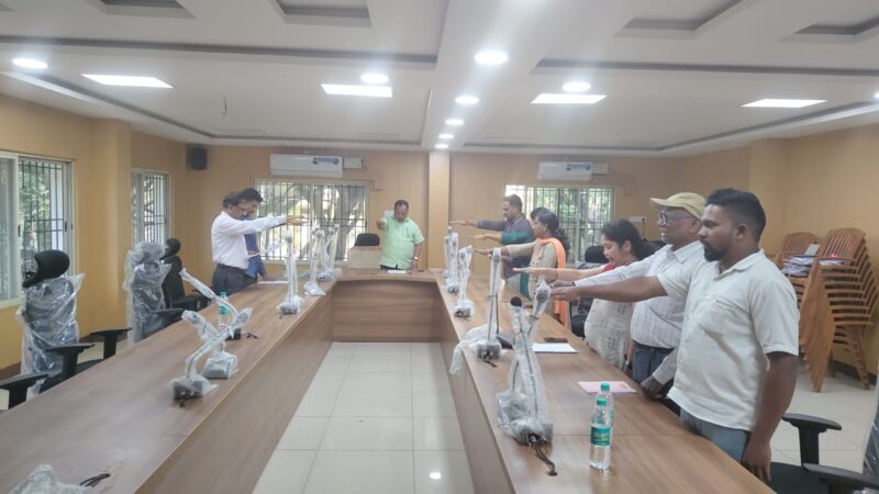 Pledge on the occasion of National Voter's Day at the Central Relief Committee office