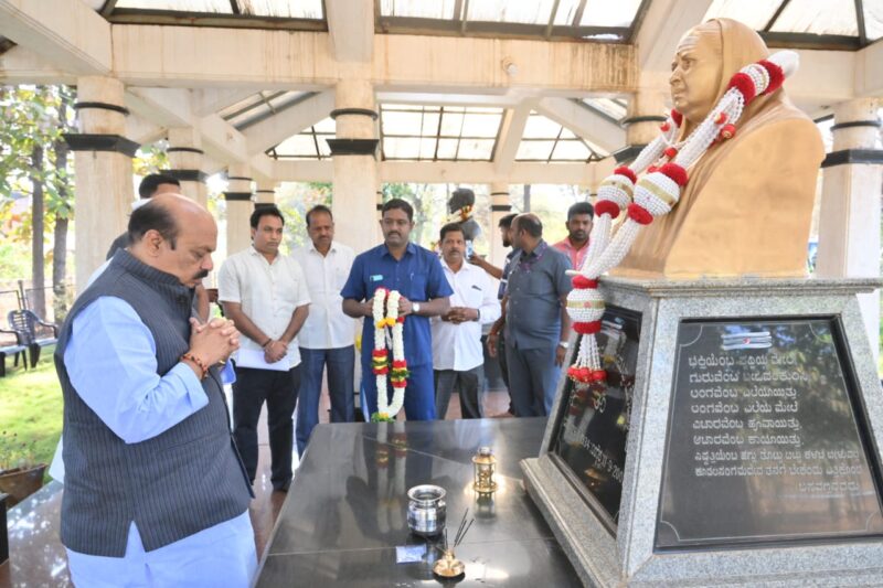 Birthday celebration for CM Basavaraj; Greetings from the dignitaries