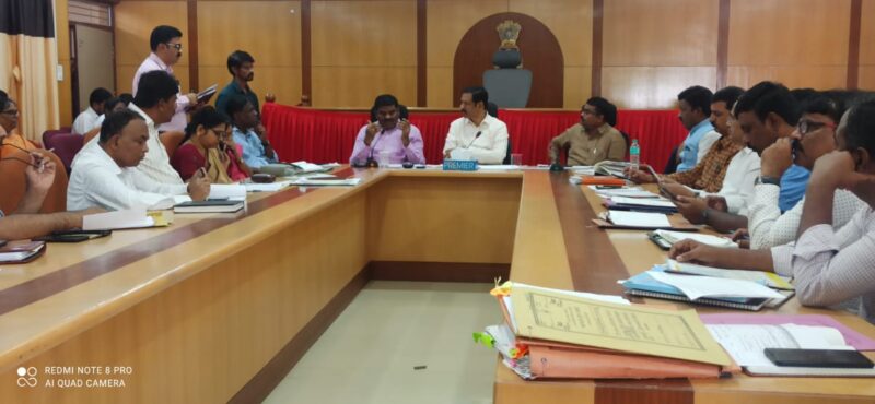 District Level Beneficiaries Conference- District Collector Shivananda Kapashi