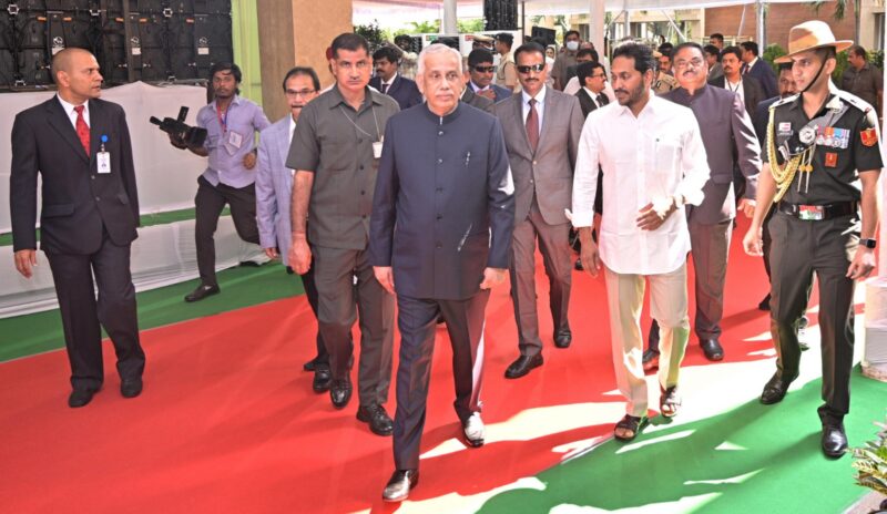 Kannadigas Abdul Nazir takes office as Governor of Andhra Pradesh