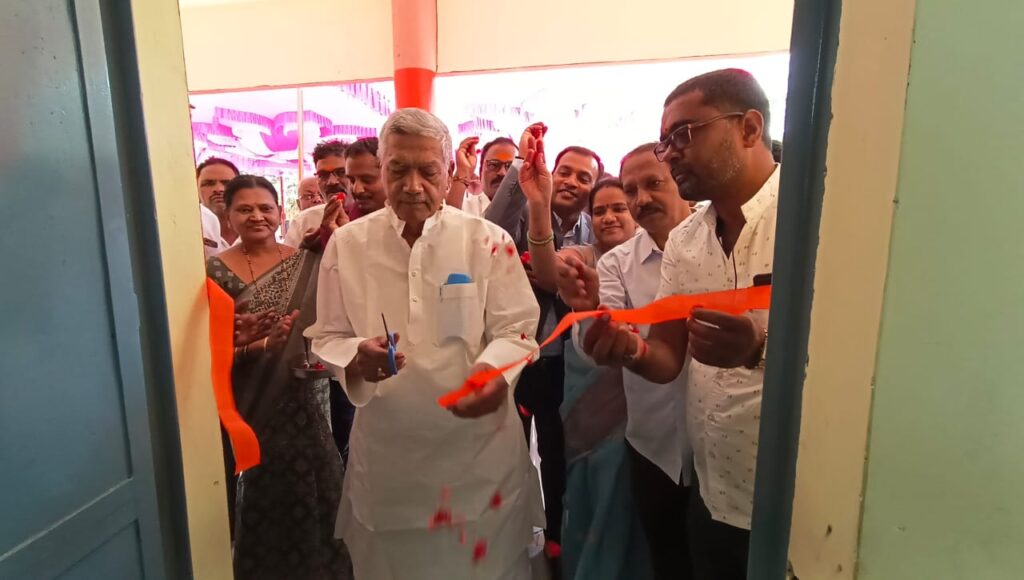 ಹಳೇ ಕುಂದುವಾಡದಲ್ಲಿ ವಿವಿಧ ಕಾಮಗಾರಿಗಳ ಉದ್ಘಾಟನೆ.
