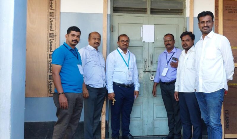 ಅಭ್ಯರ್ಥಿ ಹಾಗೂ ಏಜೆಂಟರುಗಳ ಸಮ್ಮುಖದಲ್ಲಿ ಭದ್ರತಾ ಕೊಠಡಿ ತೆರೆದ ಅಧಿಕಾರಿಗಳು