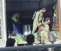 Watch: Pakistani players load luggage in a truck at airport after reaching Australia